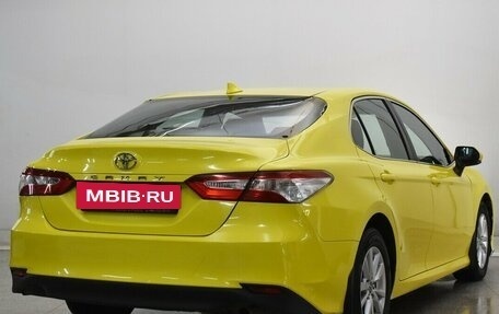 Toyota Camry, 2018 год, 1 650 000 рублей, 4 фотография