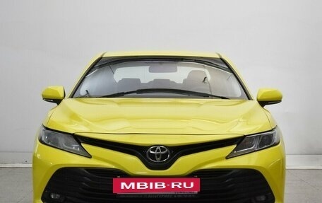 Toyota Camry, 2018 год, 1 650 000 рублей, 2 фотография