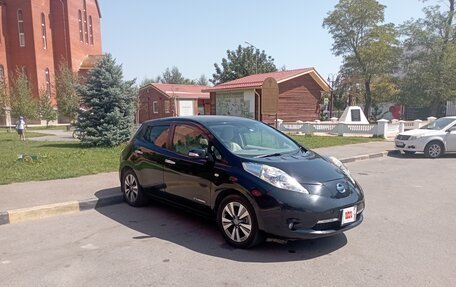 Nissan Leaf I, 2013 год, 1 150 000 рублей, 10 фотография