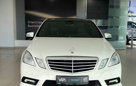 Mercedes-Benz E-Класс, 2011 год, 1 217 000 рублей, 2 фотография