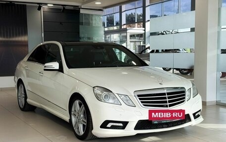 Mercedes-Benz E-Класс, 2011 год, 1 217 000 рублей, 3 фотография