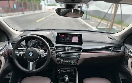 BMW X1, 2022 год, 2 400 000 рублей, 10 фотография