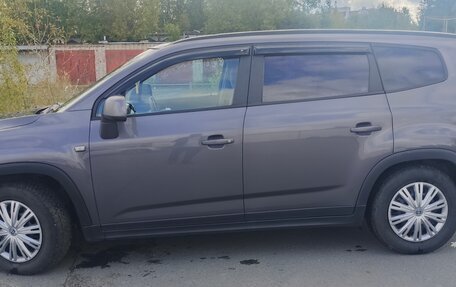 Chevrolet Orlando I, 2012 год, 980 000 рублей, 4 фотография