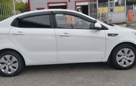 KIA Rio III рестайлинг, 2015 год, 690 000 рублей, 4 фотография