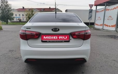 KIA Rio III рестайлинг, 2015 год, 690 000 рублей, 7 фотография