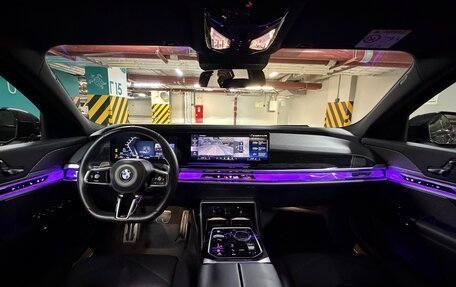 BMW 7 серия, 2022 год, 10 200 000 рублей, 13 фотография