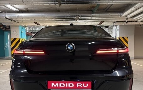 BMW 7 серия, 2022 год, 10 200 000 рублей, 7 фотография