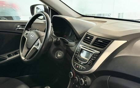 Hyundai Solaris II рестайлинг, 2011 год, 717 000 рублей, 8 фотография