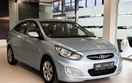 Hyundai Solaris II рестайлинг, 2011 год, 717 000 рублей, 3 фотография