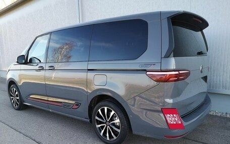 Volkswagen Multivan, 2025 год, 10 900 000 рублей, 2 фотография