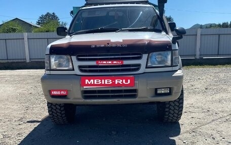Isuzu Bighorn II, 2001 год, 1 150 000 рублей, 4 фотография