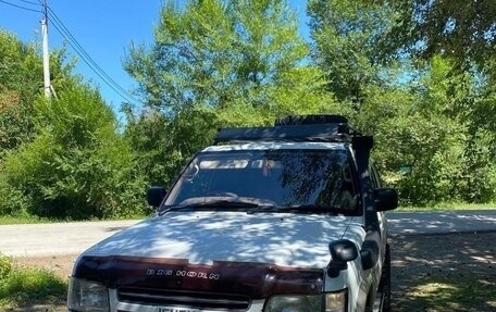 Isuzu Bighorn II, 2001 год, 1 150 000 рублей, 5 фотография