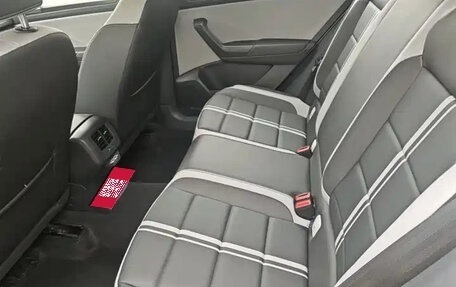 Volkswagen T-Roc I, 2023 год, 2 165 555 рублей, 21 фотография