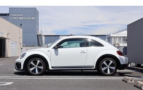 Volkswagen Beetle, 2019 год, 1 400 000 рублей, 6 фотография