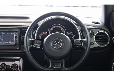 Volkswagen Beetle, 2019 год, 1 400 000 рублей, 17 фотография
