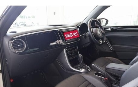 Volkswagen Beetle, 2019 год, 1 400 000 рублей, 12 фотография