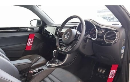 Volkswagen Beetle, 2019 год, 1 400 000 рублей, 10 фотография
