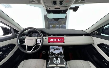 Land Rover Range Rover Evoque II, 2022 год, 3 950 000 рублей, 16 фотография
