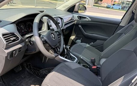 Volkswagen T-Cross I, 2021 год, 1 680 000 рублей, 11 фотография