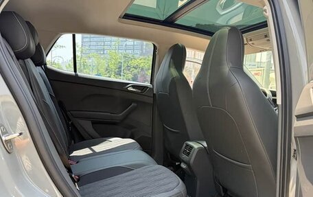 Volkswagen T-Cross I, 2021 год, 1 680 000 рублей, 22 фотография