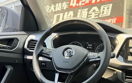 Volkswagen T-Cross I, 2021 год, 1 680 000 рублей, 12 фотография