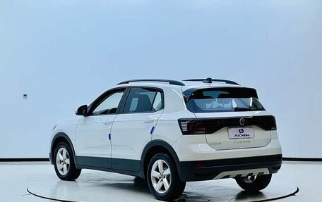 Volkswagen T-Cross I, 2023 год, 1 560 000 рублей, 5 фотография