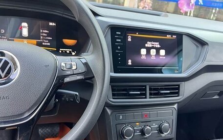 Volkswagen T-Cross I, 2023 год, 1 560 000 рублей, 17 фотография