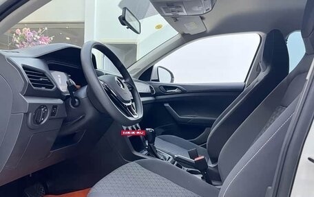 Volkswagen T-Cross I, 2023 год, 1 560 000 рублей, 12 фотография