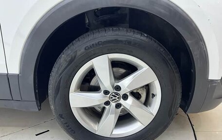 Volkswagen T-Cross I, 2023 год, 1 560 000 рублей, 22 фотография