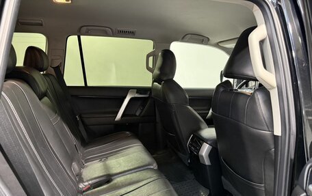 Toyota Land Cruiser Prado 150 рестайлинг 2, 2018 год, 4 299 800 рублей, 4 фотография