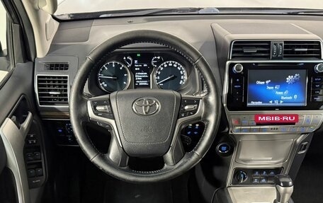 Toyota Land Cruiser Prado 150 рестайлинг 2, 2018 год, 4 299 800 рублей, 11 фотография