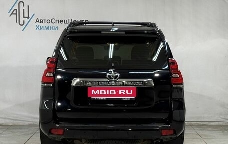 Toyota Land Cruiser Prado 150 рестайлинг 2, 2018 год, 4 299 800 рублей, 16 фотография