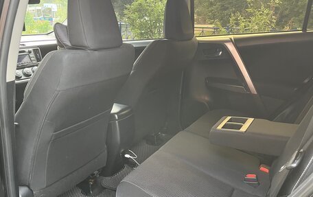 Toyota RAV4, 2015 год, 2 100 000 рублей, 7 фотография
