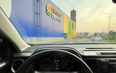 Toyota RAV4, 2015 год, 2 100 000 рублей, 9 фотография
