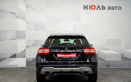Mercedes-Benz GLA, 2017 год, 3 100 000 рублей, 5 фотография