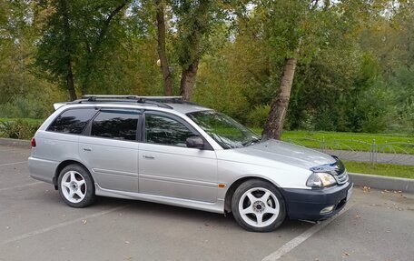 Toyota Caldina, 2000 год, 499 999 рублей, 1 фотография