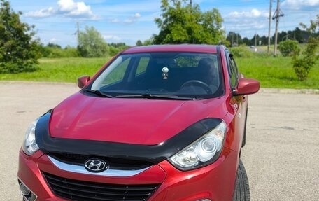Hyundai ix35 I рестайлинг, 2010 год, 900 000 рублей, 2 фотография