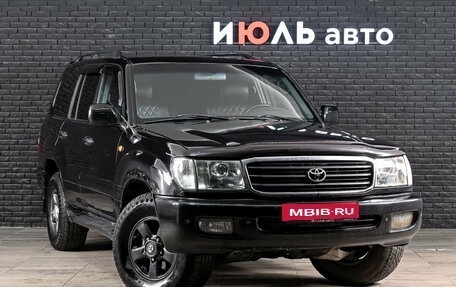 Toyota Land Cruiser 100 рестайлинг 2, 2002 год, 1 900 000 рублей, 3 фотография