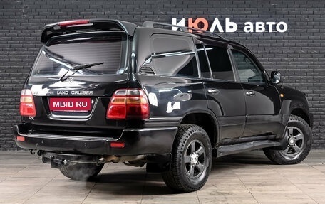 Toyota Land Cruiser 100 рестайлинг 2, 2002 год, 1 900 000 рублей, 4 фотография