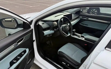 Geely Emgrand, 2022 год, 1 090 000 рублей, 7 фотография