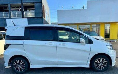 Honda Freed I, 2016 год, 927 000 рублей, 4 фотография