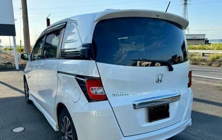 Honda Freed I, 2016 год, 927 000 рублей, 7 фотография