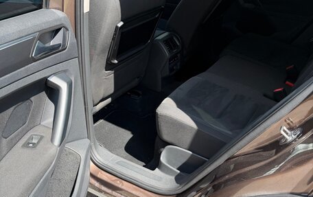 Volkswagen Tiguan II, 2017 год, 1 970 000 рублей, 8 фотография