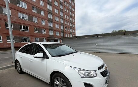 Chevrolet Cruze II, 2014 год, 1 099 999 рублей, 2 фотография