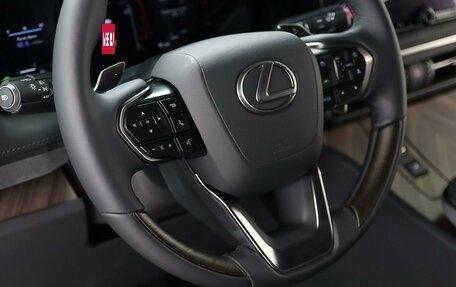 Lexus LM, 2025 год, 17 000 000 рублей, 12 фотография