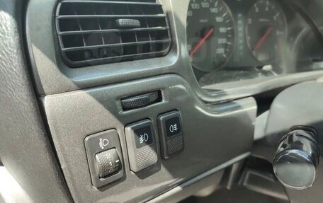 Subaru Legacy III, 2001 год, 500 000 рублей, 9 фотография