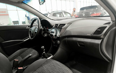 Hyundai Solaris II рестайлинг, 2016 год, 880 000 рублей, 15 фотография