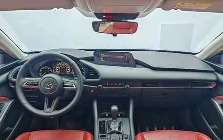 Mazda 3, 2023 год, 1 310 000 рублей, 10 фотография
