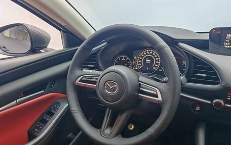 Mazda 3, 2023 год, 1 310 000 рублей, 11 фотография