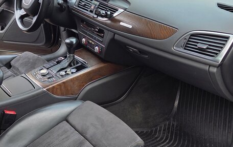 Audi A6 allroad, 2014 год, 2 700 000 рублей, 11 фотография